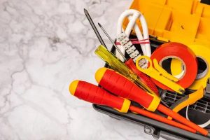 Essential Tool Kit Every Home DIYer Needs